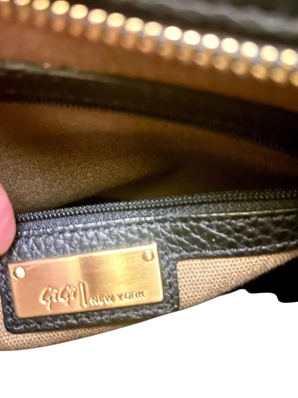 Gigi New York Crossbody - Picture 8 of 8